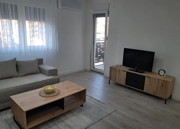 Damass نوفي بازار